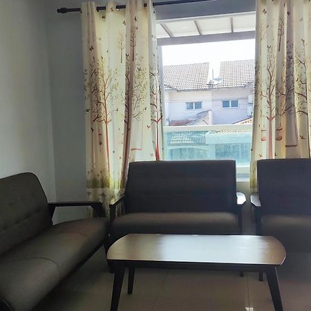 Bbt Double Storey Balcony Bukit Tinggi Home Klang Extérieur photo